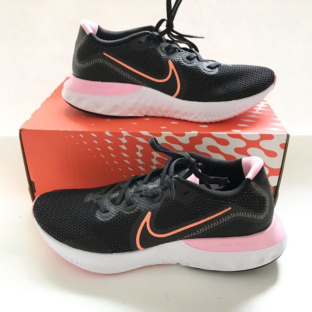 NWT Nike Women’s Renew Run Shoes